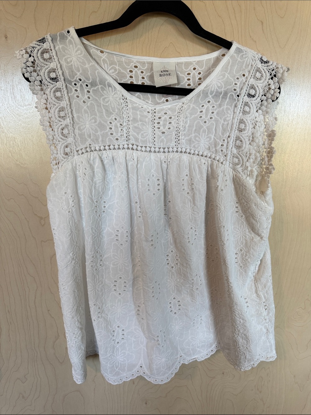 Knox Rose White Eyelet Lace Cap-Sleeve Top
